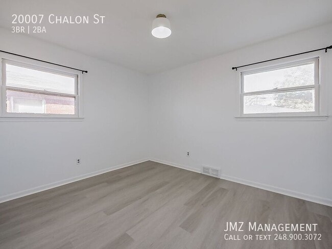 Building Photo - 20007 Chalon St