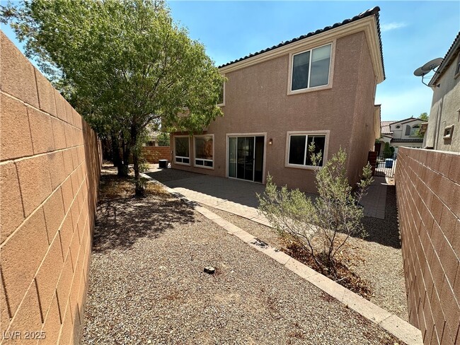 Building Photo - 11740 Via Esperanza St