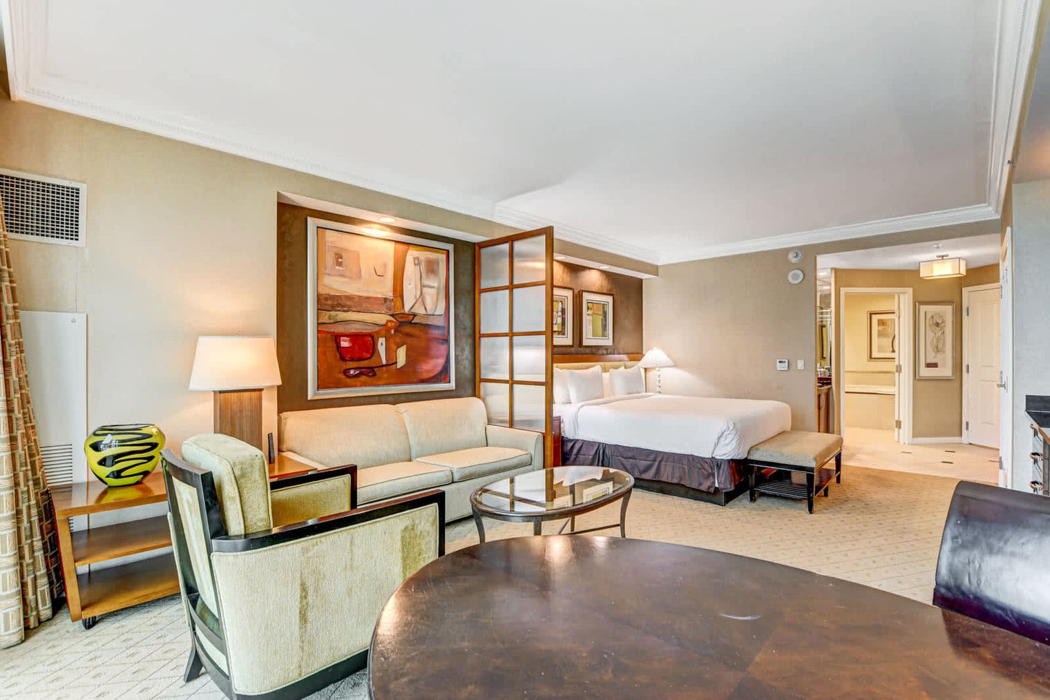 Building Photo - 135 E Harmon Ave