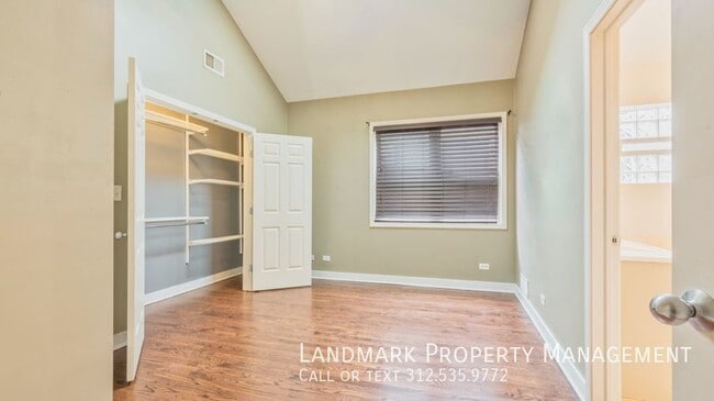 Building Photo - 2329 W Harrison St