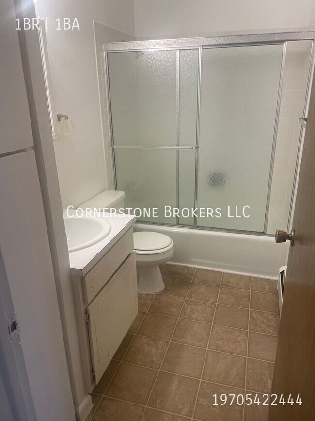 Building Photo - 2927 State Farm Rd