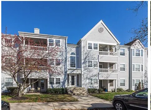 Building Photo - 8384 Montgomery Run Rd