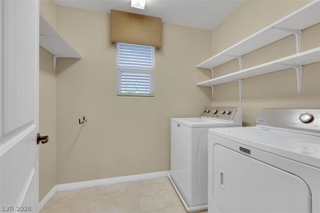 Building Photo - 11323 Coulter Canyon Dr