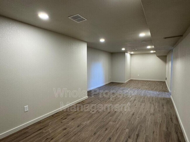 Building Photo - 5008 Alcott St