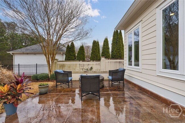 Building Photo - 3530 Greenleffe Dr