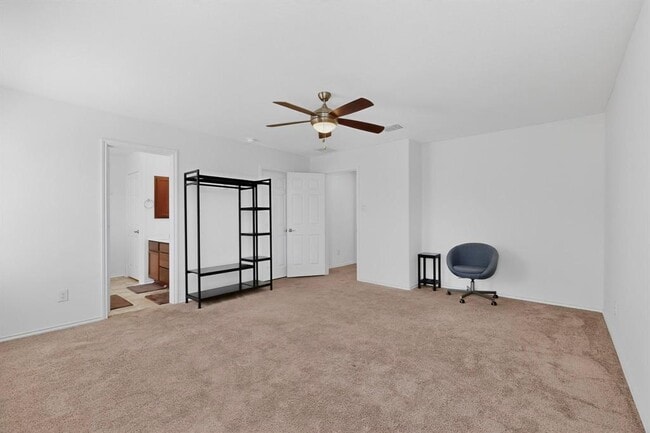 Building Photo - 712 Madalin Rue Ct