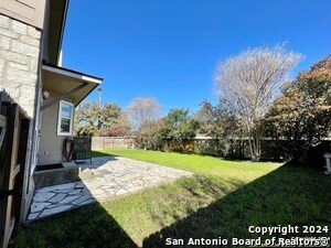 Building Photo - 18310 Redwood Path