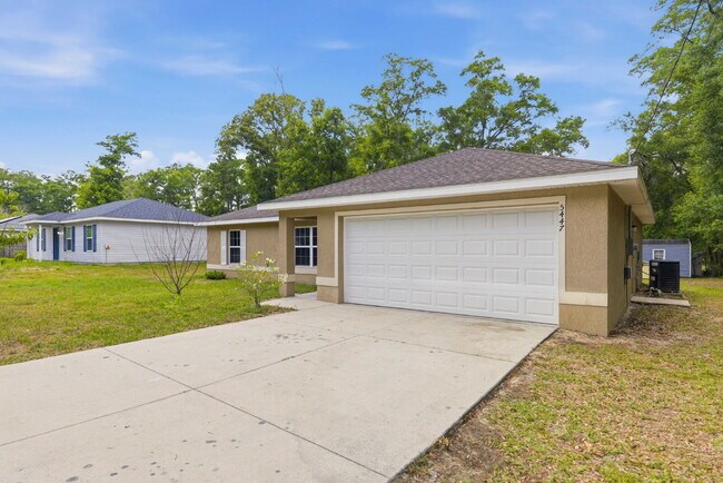 Building Photo - No HOA! Spacious 3 Bedroom Home with Large Backyard & Fire Pit – Move-In Ready