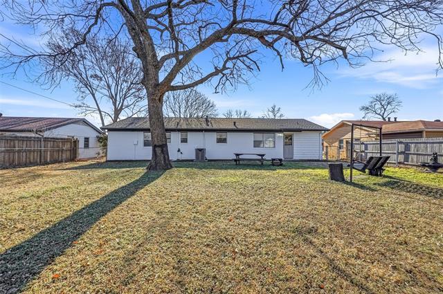 Building Photo - 2015 Salem St