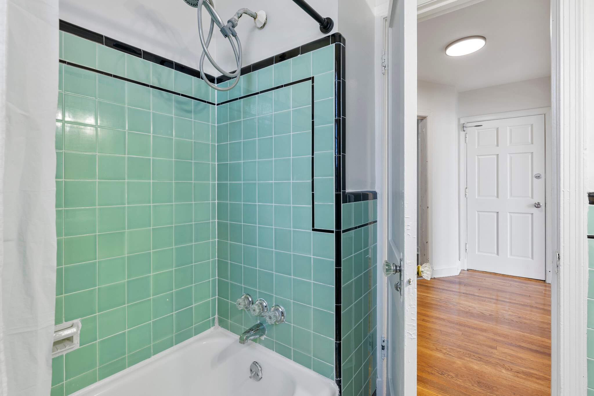 Building Photo - 4348 Southern Ave SE