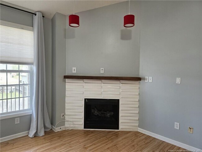 Building Photo - 1324 Kershaw Loop