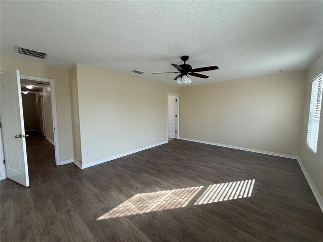 Building Photo - 2076 Leather Fern Dr