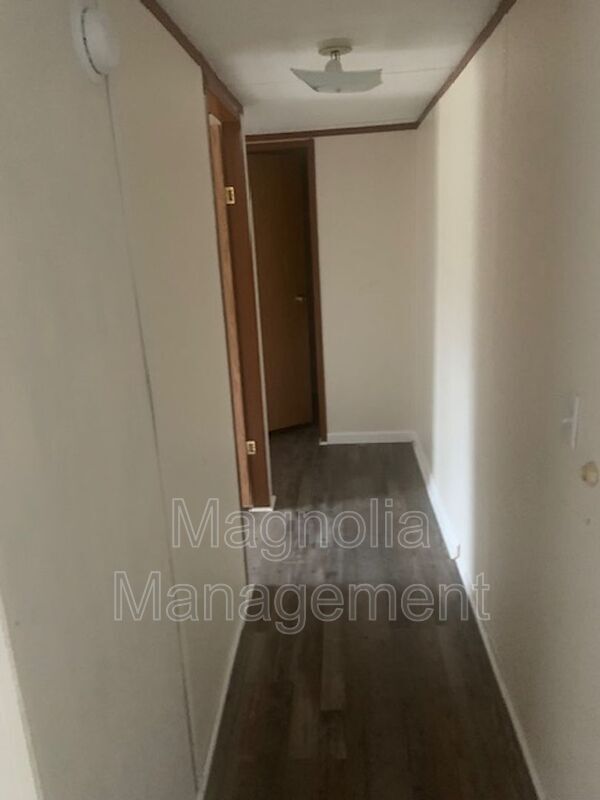 Building Photo - 105 Limer Ln