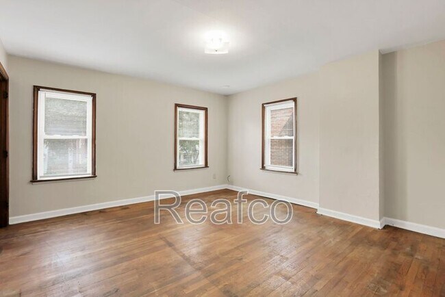 Building Photo - 53 S Burgess Ave