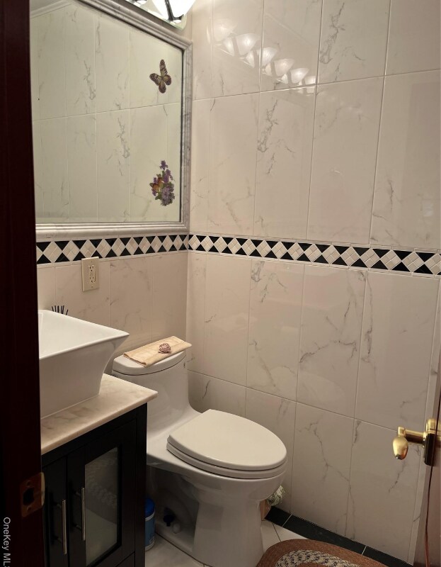 Building Photo - 55-69-69229 229th St