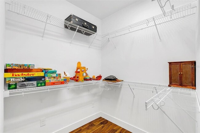 Building Photo - 1640 Palm Ave