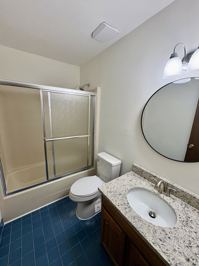 Building Photo - 5 Sweet Branch Ct