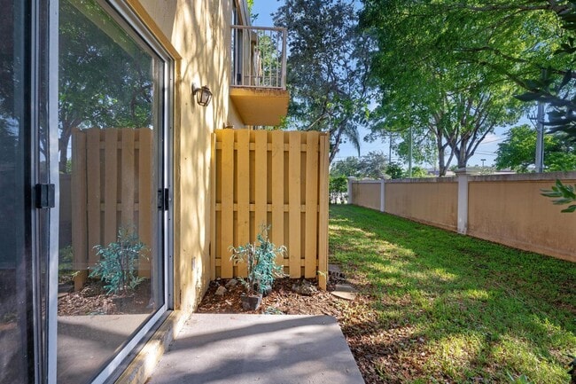 Building Photo - 4080 NW 90th Ave