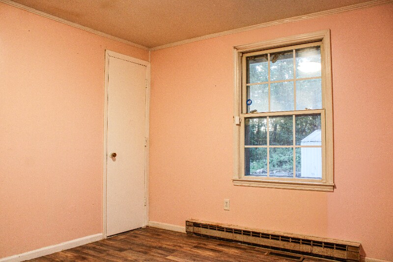 Building Photo - 225 Bland St