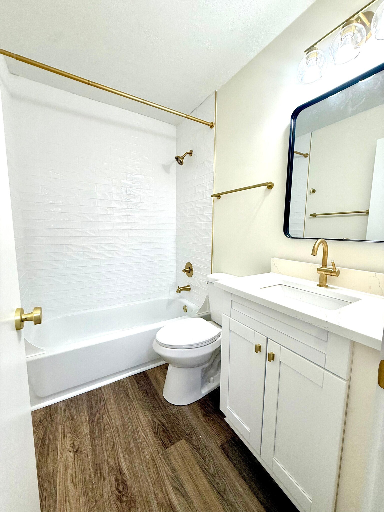 Building Photo - 4833 College St