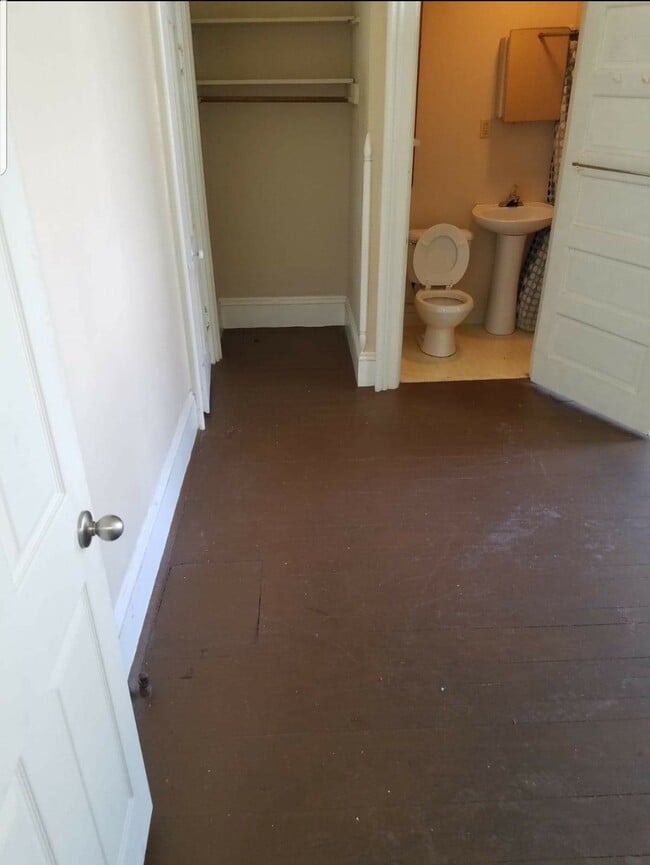 Building Photo - 340 S Ohio St