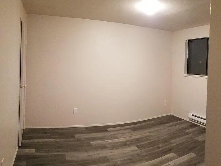 Building Photo - 15416 74th Ave E