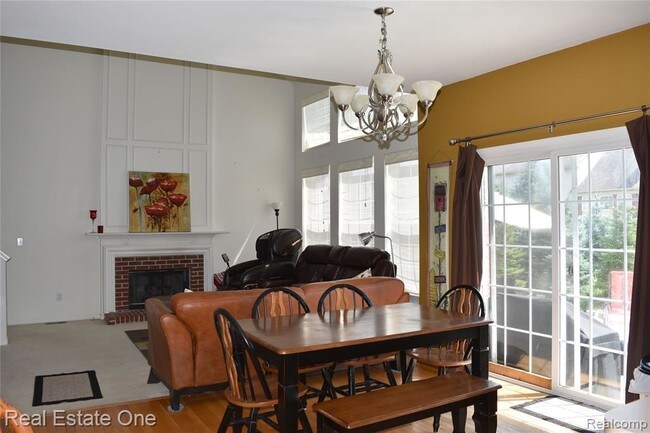 Building Photo - 7212 Tonnelle Ave