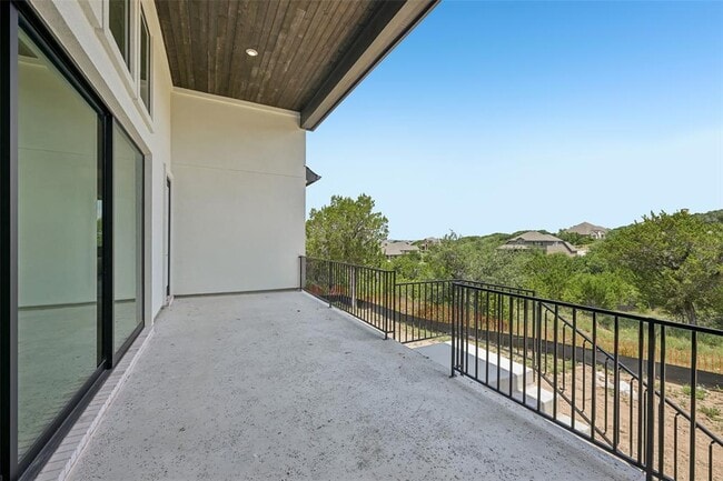 Building Photo - 4908 Turquesa Dr
