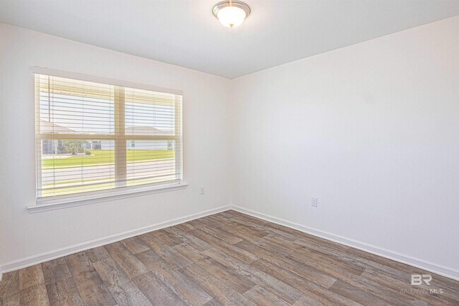 Building Photo - 23294 Shadowridge Dr