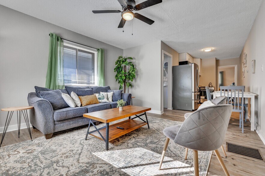 Building Photo - 1329 Walker Ave