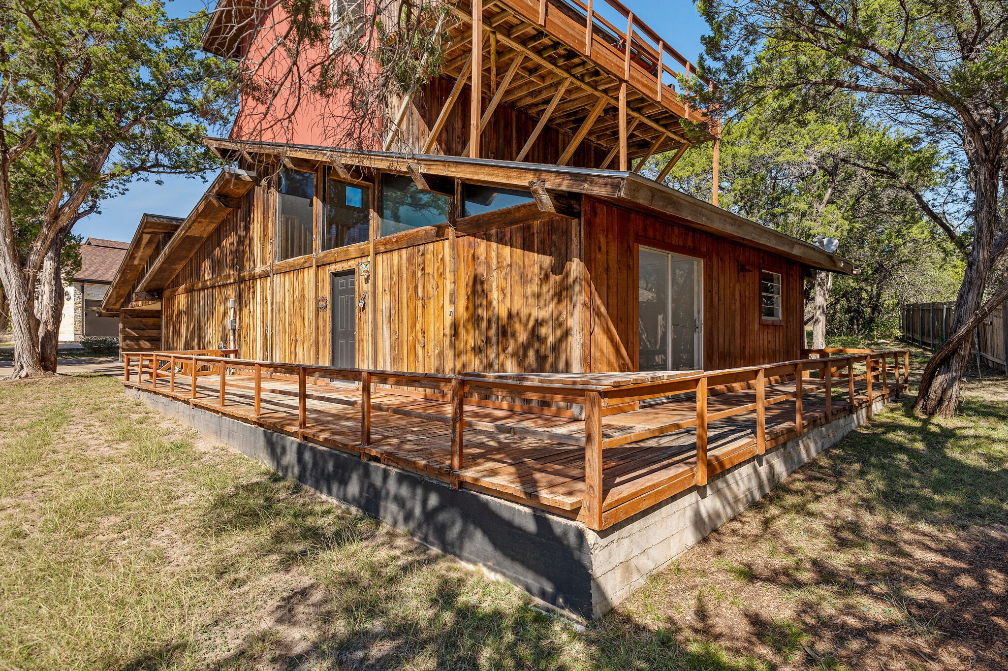 Building Photo - 302 Venture Blvd S