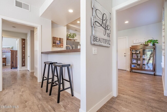 Building Photo - 264 Ridgeton Ln