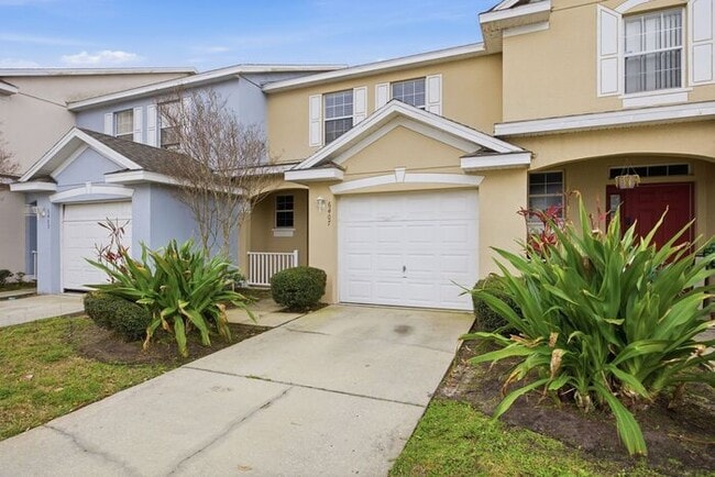 Building Photo - Villages of Bloomingdale