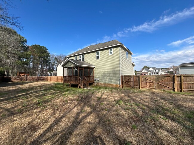 Building Photo - 3 Bed | 2.5 Bath Clayton Home with Bonus R...