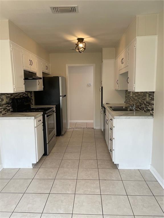 Building Photo - 211 Spur Dr