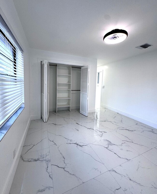 Building Photo - 835 Andrew Redding Rd