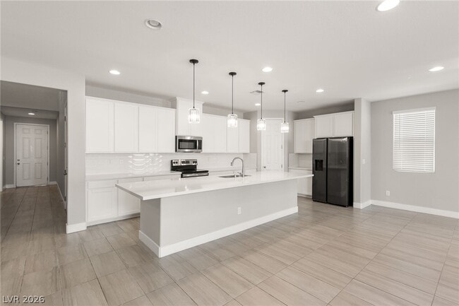 Building Photo - 129 Parliament Point