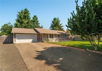 Building Photo - 1141 Pinedrop Loop SE