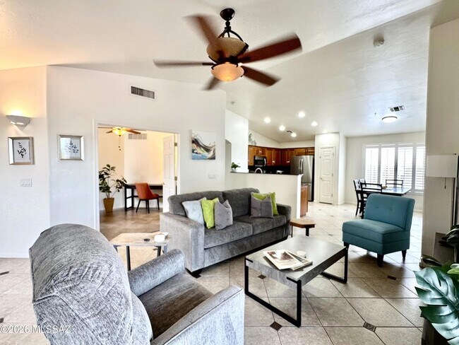 Building Photo - 12361 N Globe Mallow Pl
