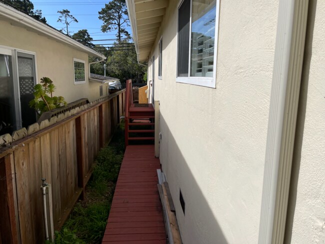 Building Photo - Charming Two Bedroom Pacific Grove Home
