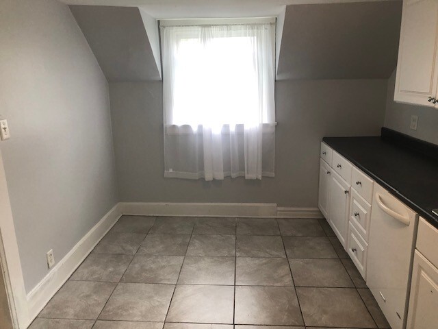 Kitchen 2 - 213 N Brainard St