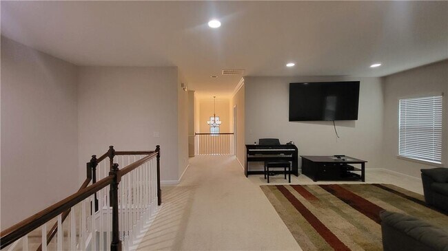 Building Photo - 5295 Rustic Ct