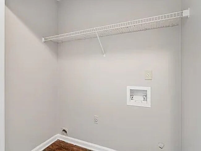 Building Photo - Freshly Updated 3-Bedroom Home – Pets Welcome!