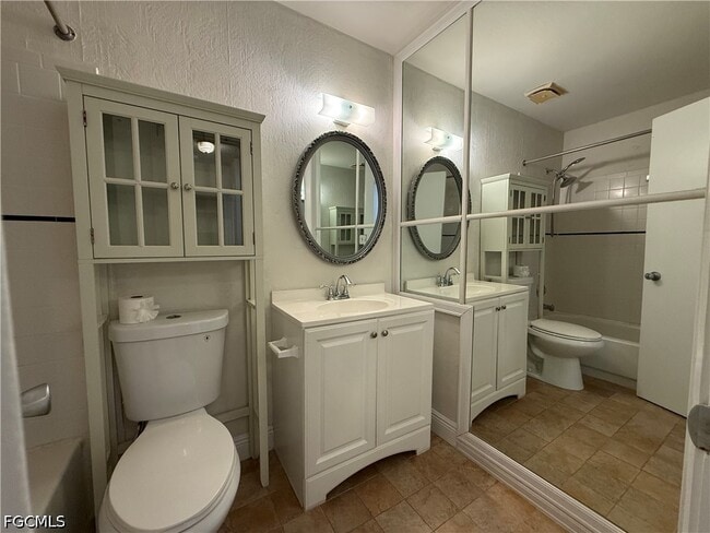 Building Photo - 3257 Prince Edward Island Cir