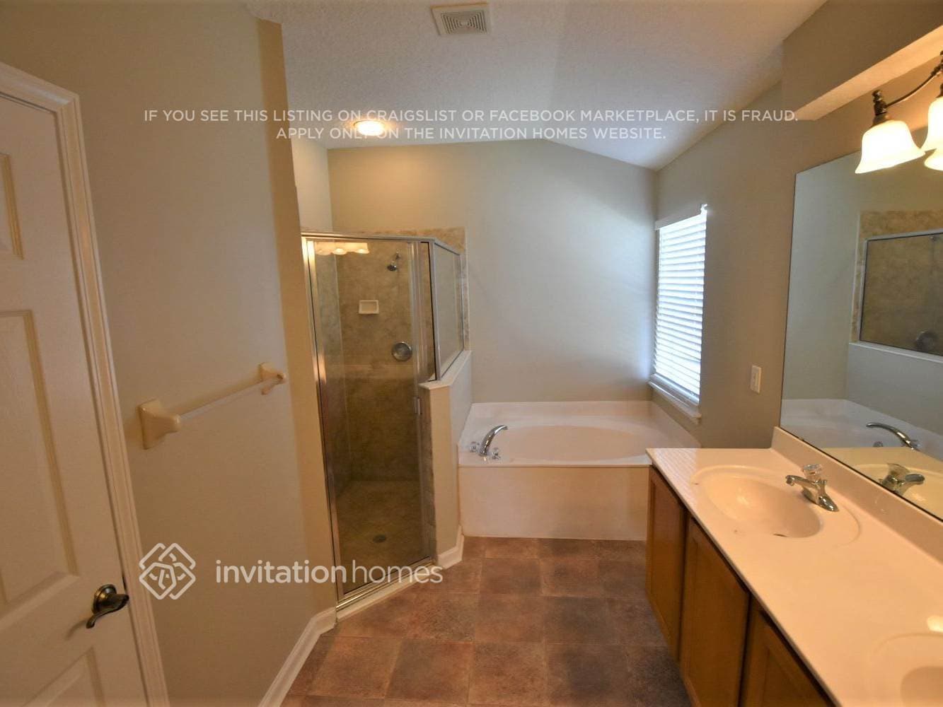 Building Photo - 9220 Hawks Point Dr