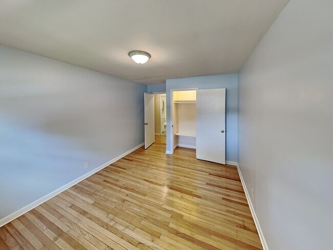 Building Photo - WEST LAFAYETTE SCHOOLS