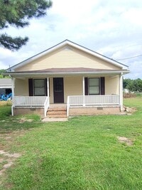 Building Photo - 2727 Peanut Rd