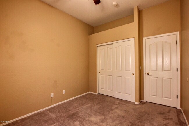Building Photo - 10511 E Morning Star Dr