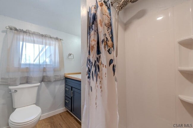 Building Photo - 352 Coon Rdg Rd