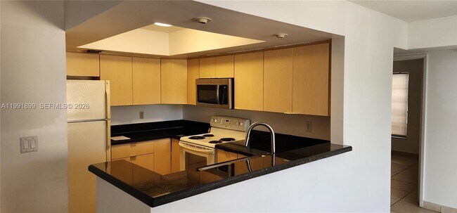 Building Photo - 9135 SW 125th Ave